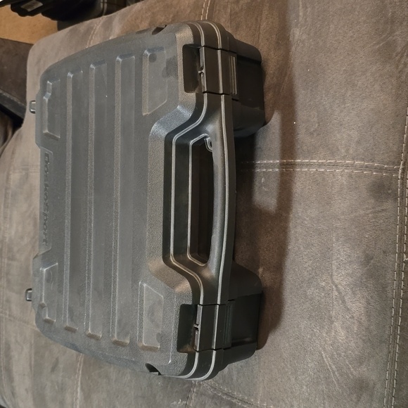 Hard Shell Double Level Firearm Case - Picture 2 of 4